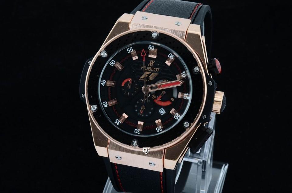 HUBLOT GENEVE Watch 52